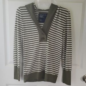 American Eagle hooded long sleeve tee